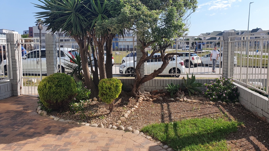 To Let 1 Bedroom Property for Rent in Summerstrand Eastern Cape